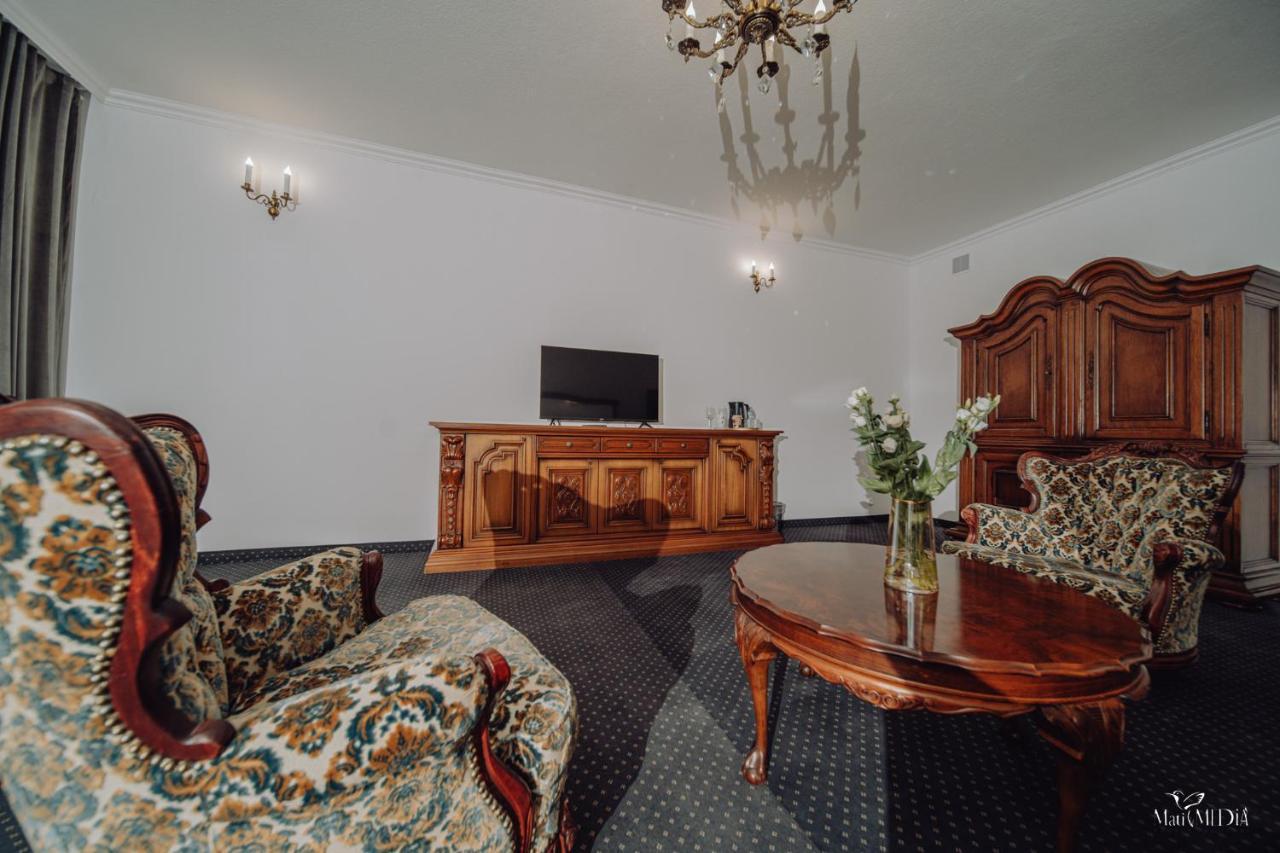 Apartamenty Lokalna Jelenia Gora Ngoại thất bức ảnh