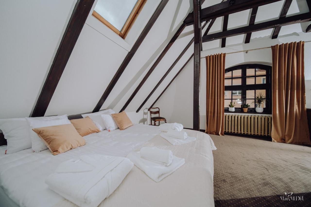 Apartamenty Lokalna Jelenia Gora Ngoại thất bức ảnh