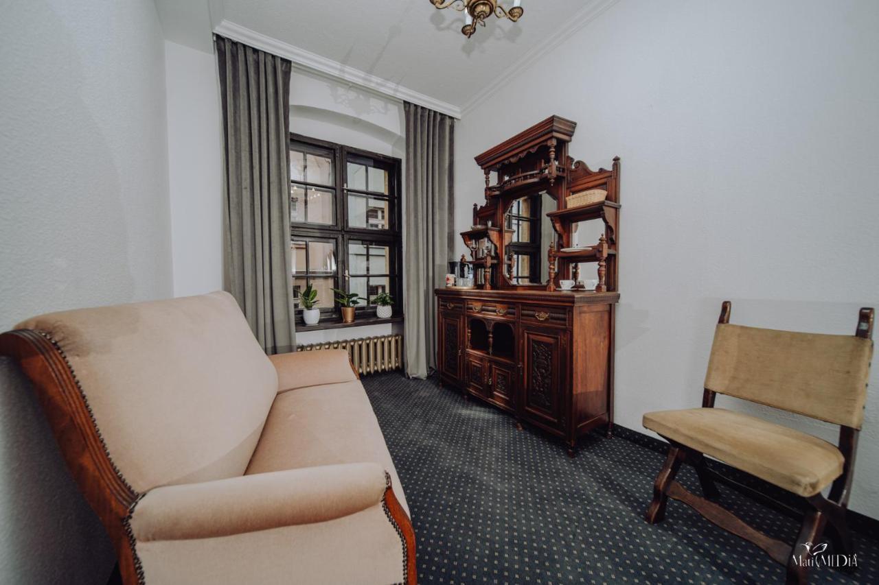 Apartamenty Lokalna Jelenia Gora Ngoại thất bức ảnh